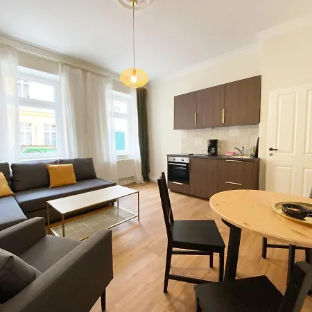 Ferienwohnung König Brandenburg an der Havel Exterior foto