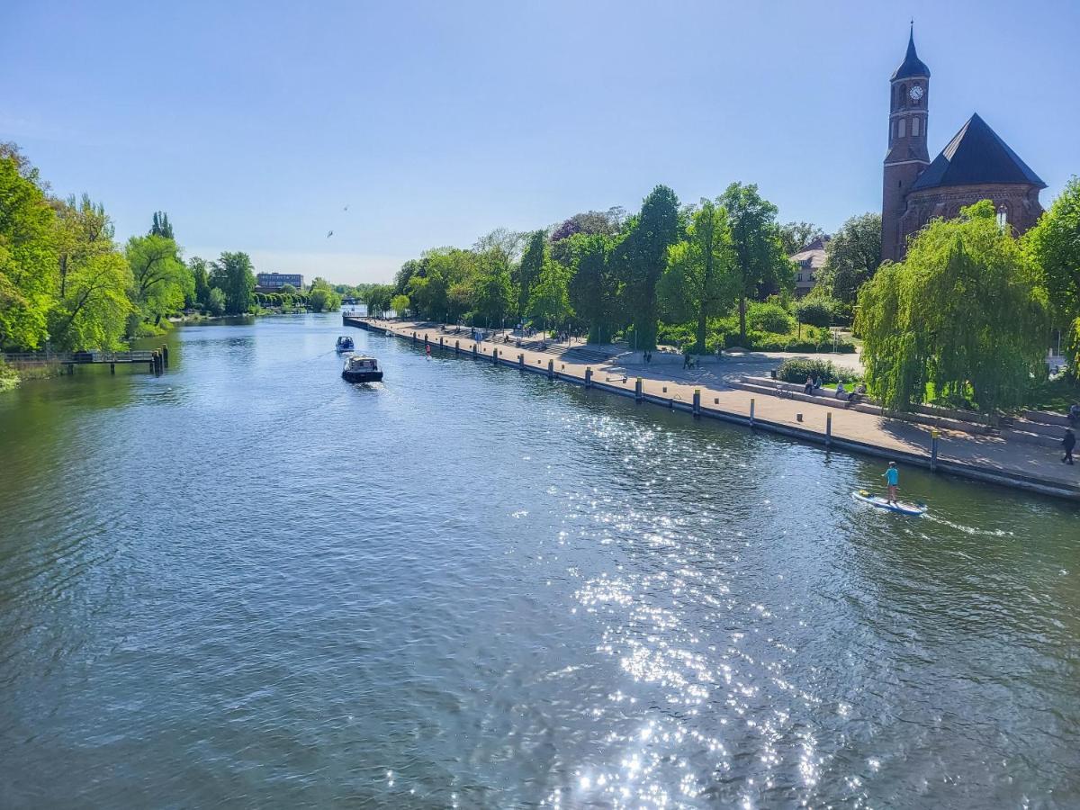 Koenig * Brandenburg (Brandenburg an der Havel)